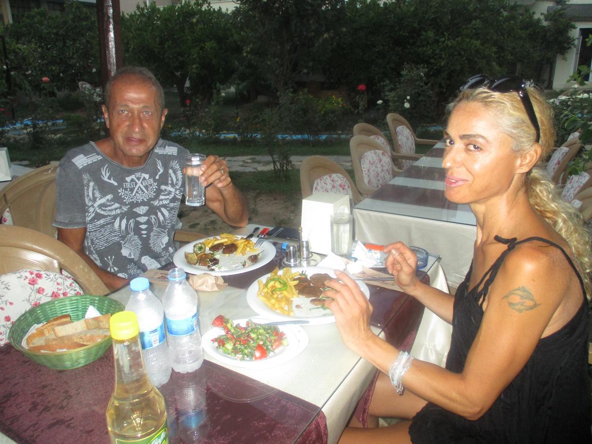 Mandarin Beach Otel Gumuldur Esterno foto